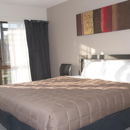 Aotea Lodge Porirua Ngoại thất bức ảnh