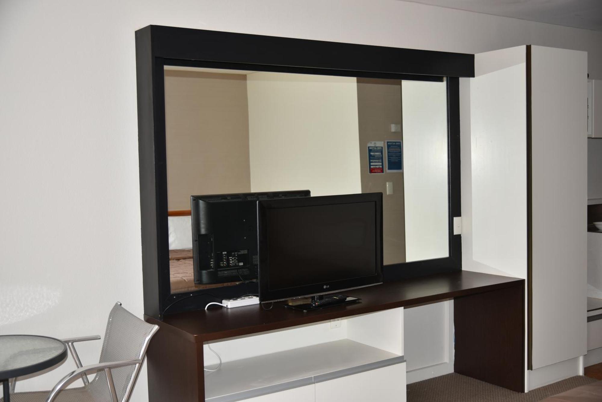 Aotea Lodge Porirua Ngoại thất bức ảnh
