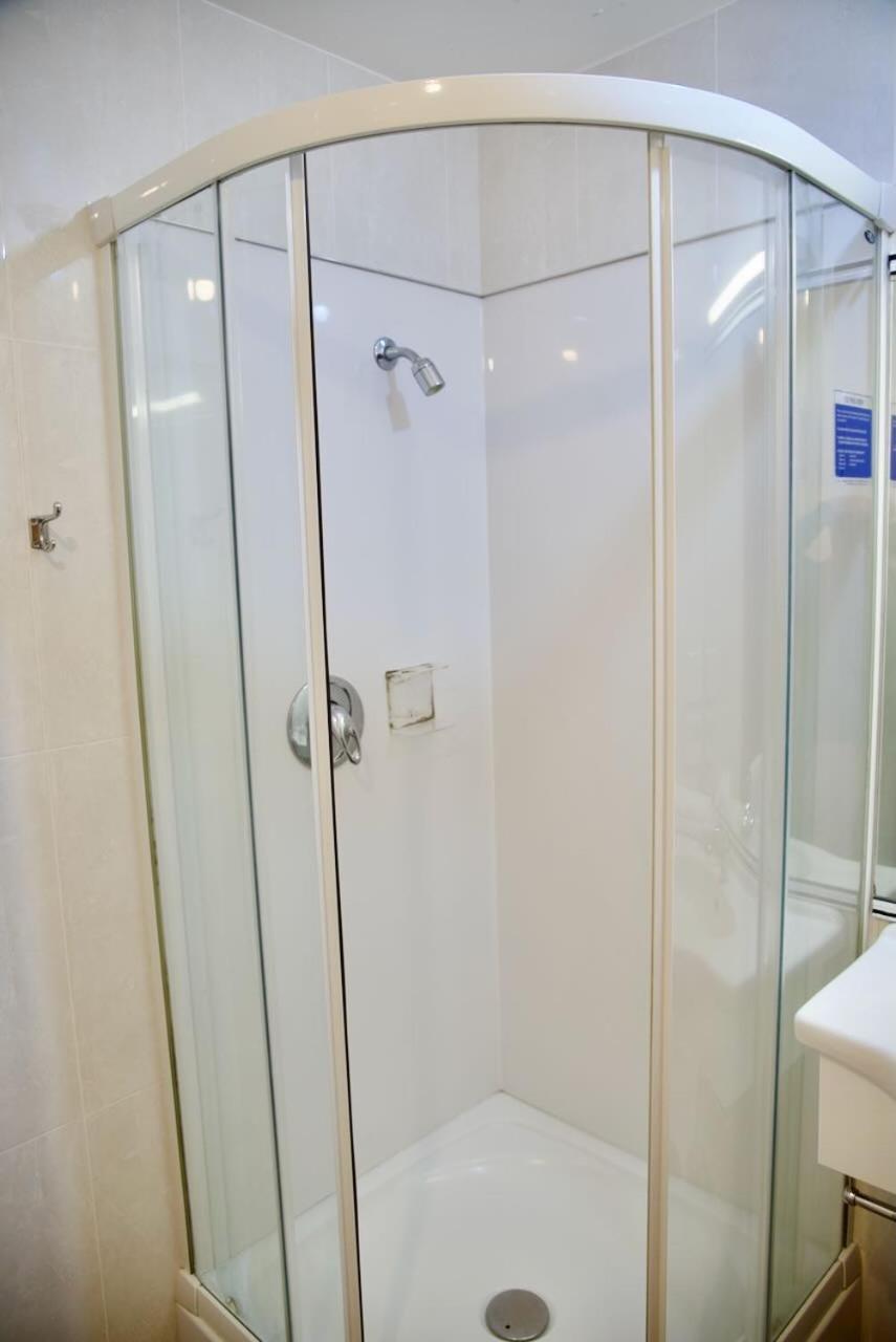 Aotea Lodge Porirua Ngoại thất bức ảnh