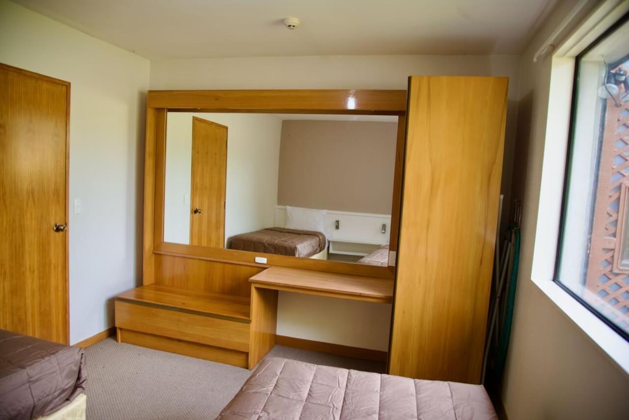 Aotea Lodge Porirua Ngoại thất bức ảnh