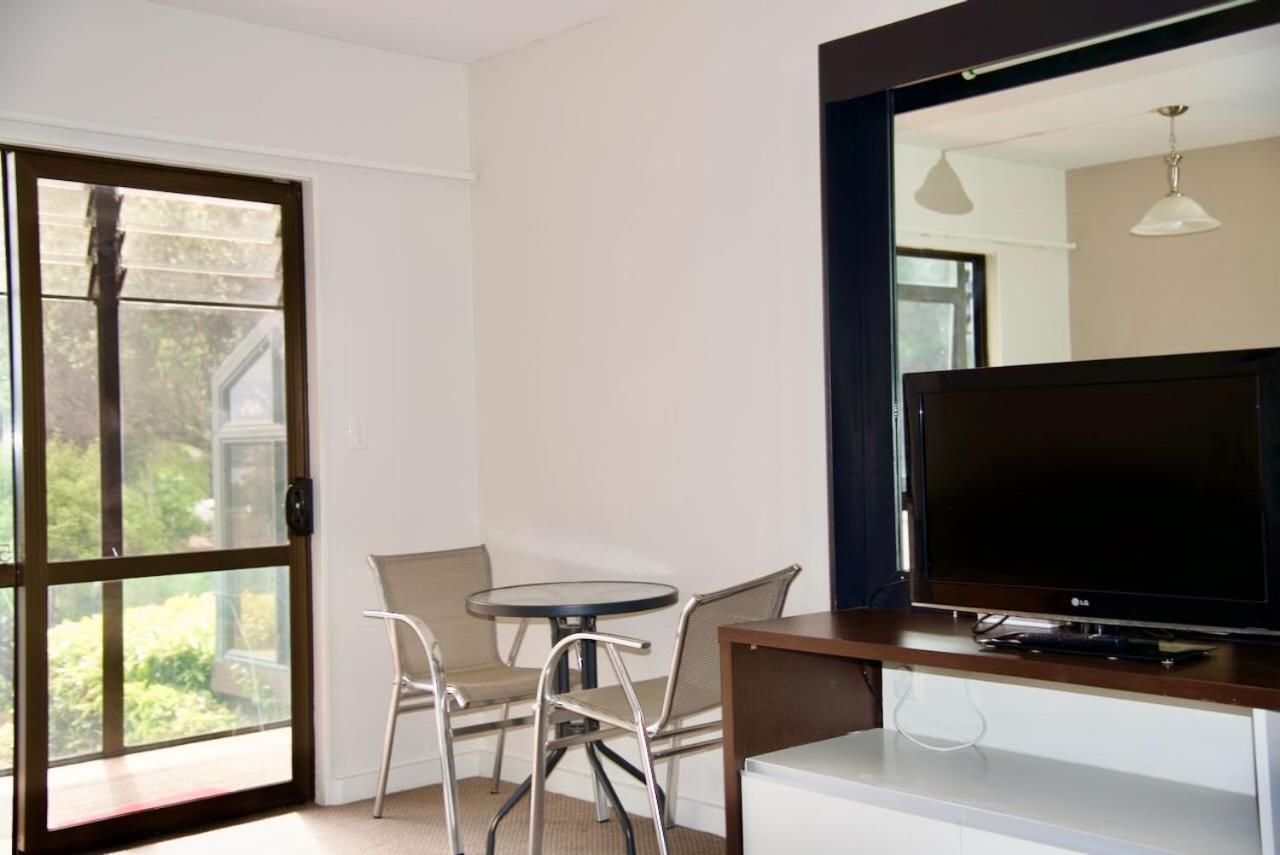 Aotea Lodge Porirua Ngoại thất bức ảnh