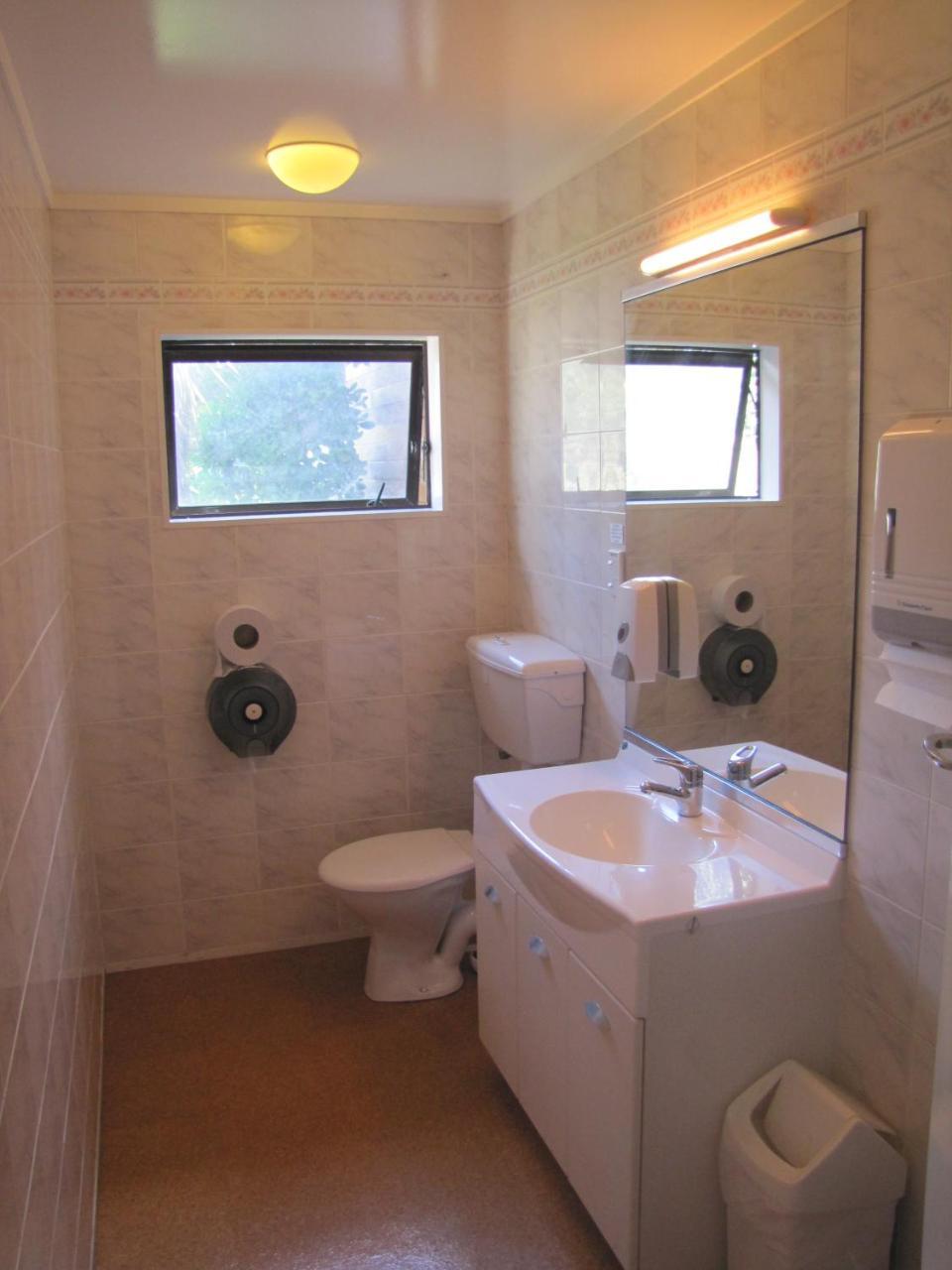 Aotea Lodge Porirua Ngoại thất bức ảnh