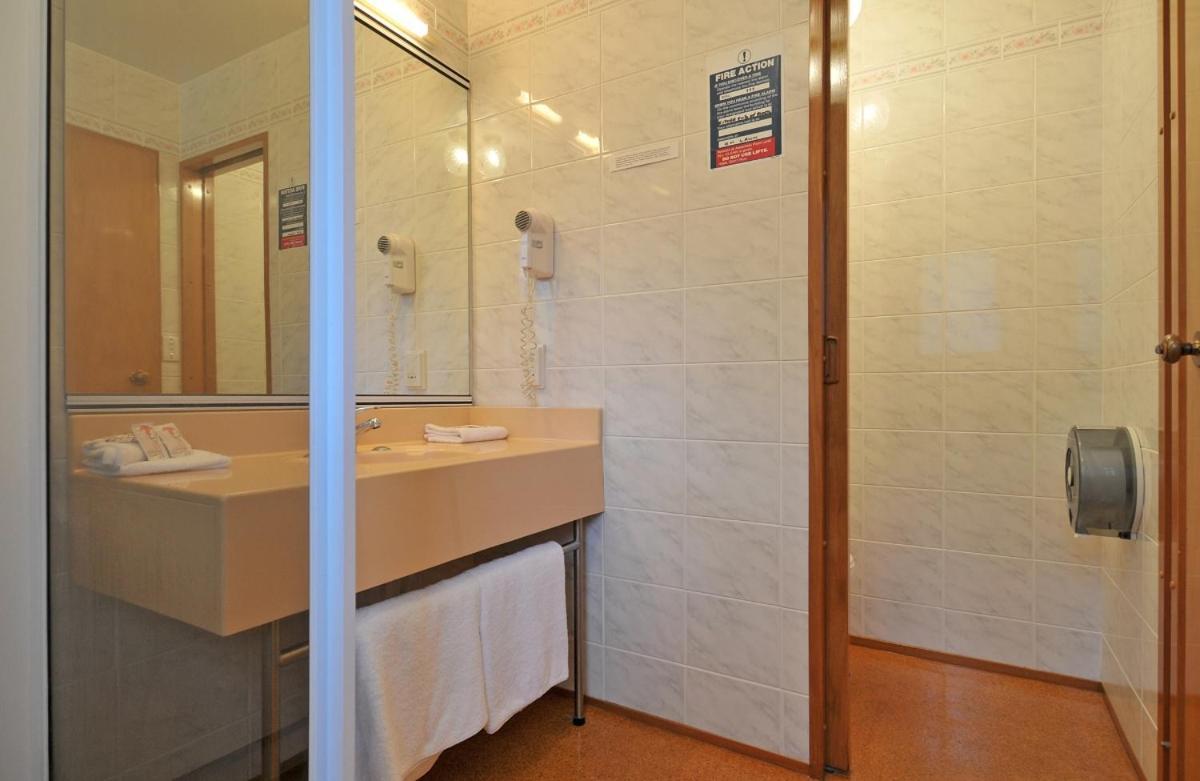 Aotea Lodge Porirua Ngoại thất bức ảnh